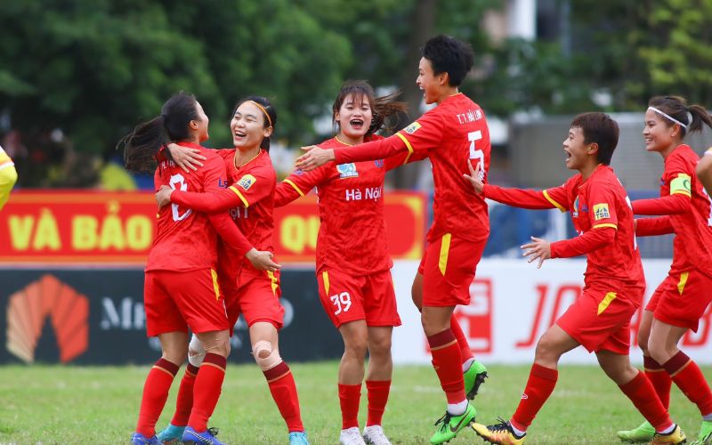 1 đội bóng đá có bao nhiêu người theo luật FIFA 2026?