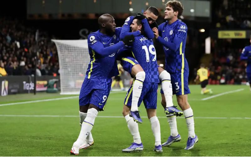 Luật FIFA số người trên sân